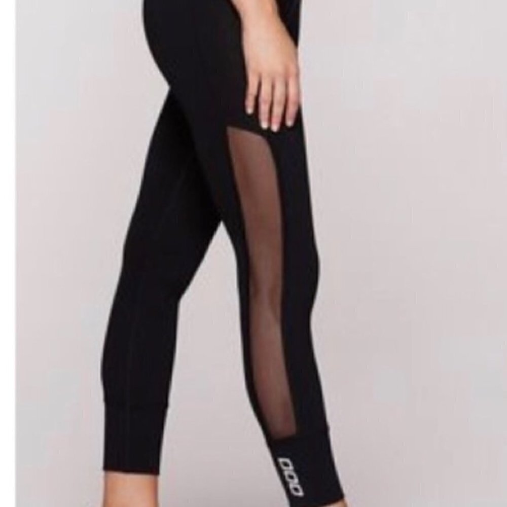 Lorna Jane Vital Core Ankle Biters Leggings Tights